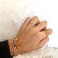Bague modèle Spring Ring en perles mixte portée