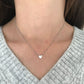 Collier modèle sweet necklace en argent porté